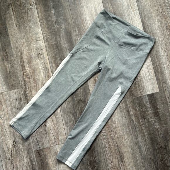 Satva leggings gray white size small athletic yoga athleisure new! - Picture 1 of 8